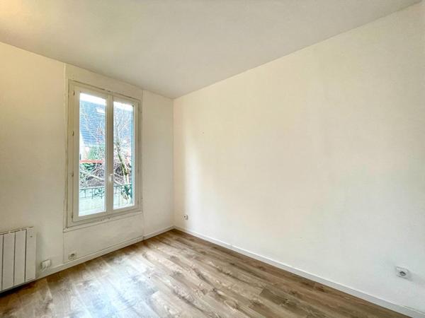 Location 2 Pieces 27 94400 Vitry Sur Seine 4799