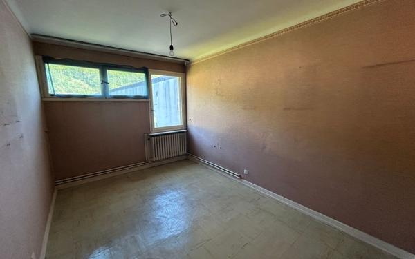Appartement à vendre    5 pièces • 84,35 m2 Hayange
