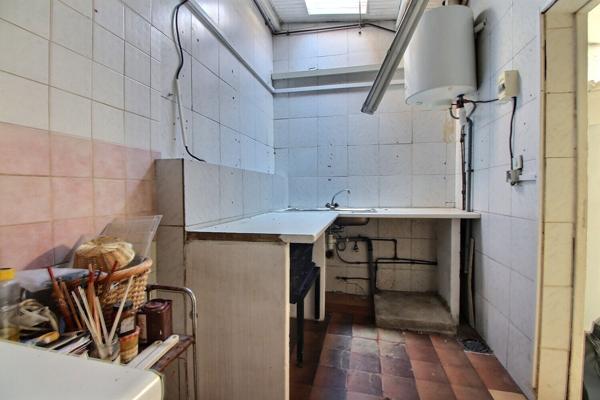 Maison La Crau avec local commercial, gros potentiel !