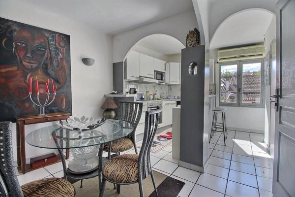 Maison La Crau avec local commercial, gros potentiel !