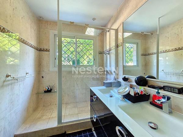 Maison Lamorlaye 7 pièce(s) 226 m2, parc 4000 m² avec piscine chauffée