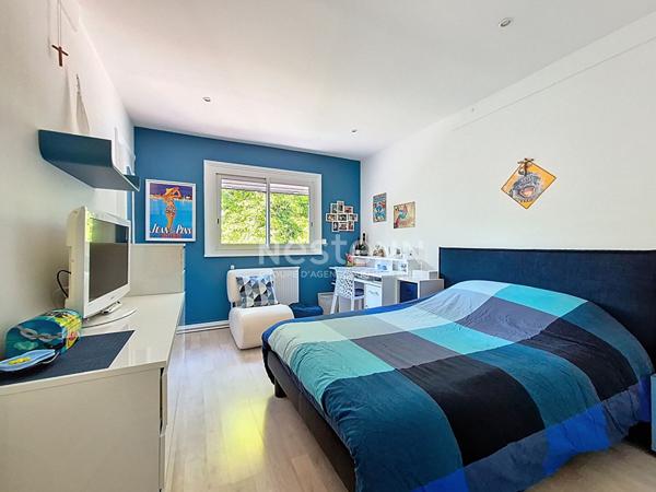 Maison Lamorlaye 7 pièce(s) 226 m2, parc 4000 m² avec piscine chauffée