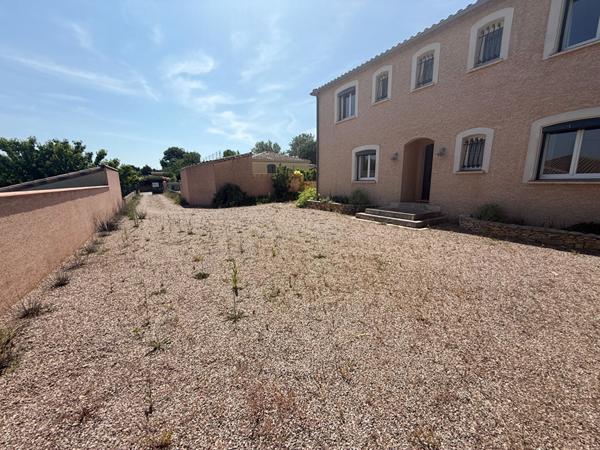 Maison bois de serres avec charmes