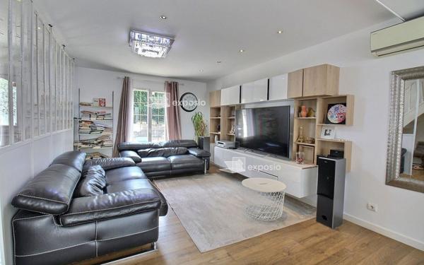 Maison à vendre    8 pièces • 191 m2 Corbeil-Essonnes