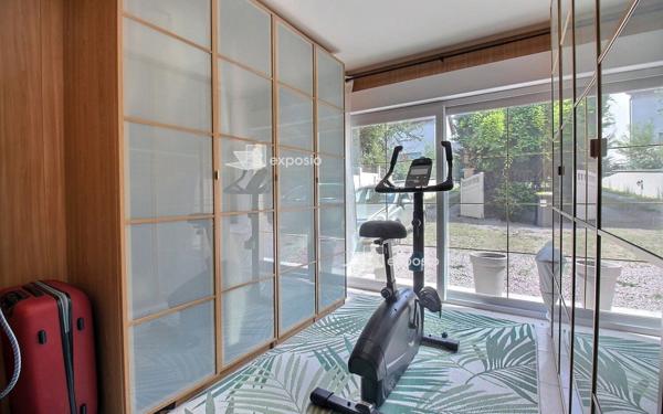 Maison à vendre    8 pièces • 191 m2 Corbeil-Essonnes