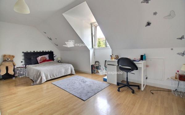 Maison à vendre    8 pièces • 191 m2 Corbeil-Essonnes