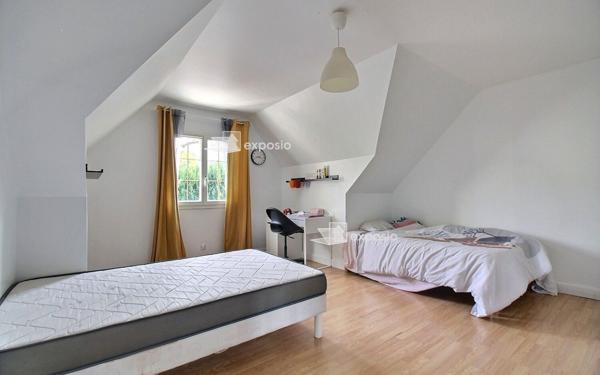 Maison à vendre    8 pièces • 191 m2 Corbeil-Essonnes