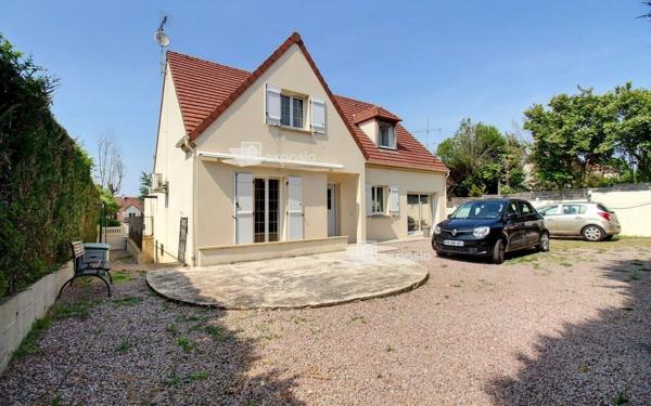 Maison à vendre    8 pièces • 191 m2 Corbeil-Essonnes