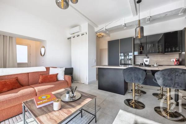 Maison à vendre  3 pièces - 61 m 2   STE MAXIME  - 83
