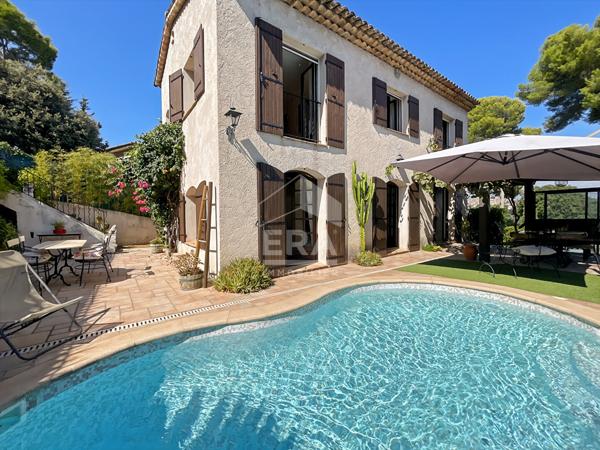 MAISON CAGNES SUR MER - VUE MER ET CHATEAU