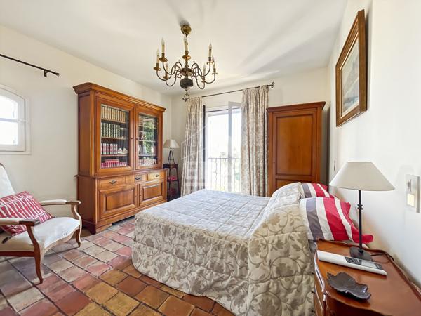 MAISON CAGNES SUR MER - VUE MER ET CHATEAU