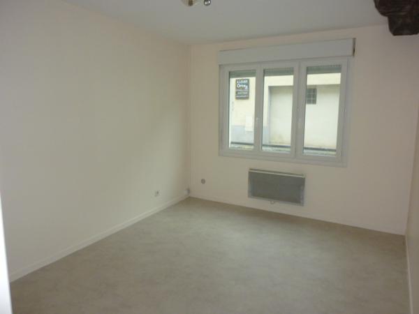 APPARTEMENT RDC DE TYPE F1