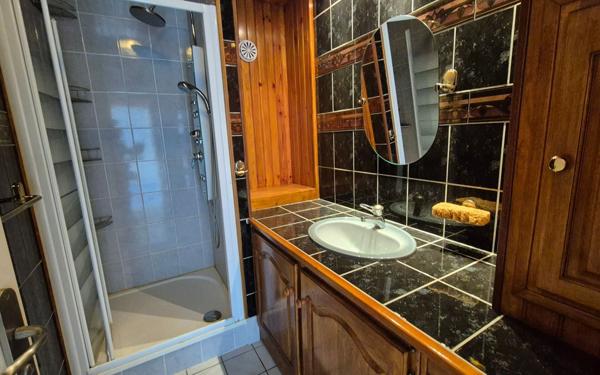 Maison à vendre    5 pièces • 106 m2 Cléon