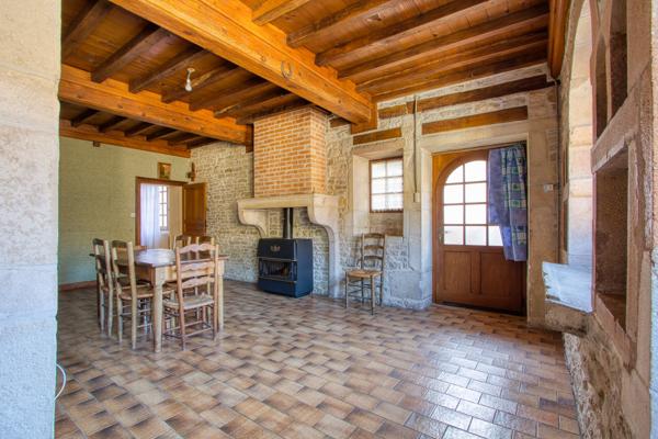 Lugny (71260) Très belle propriété