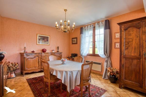 Maison à vendre 239 000 € Lachapelle-Auzac 7 p 174 m² DPE E