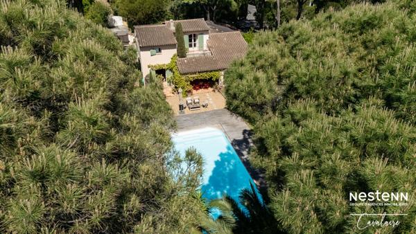 Saint-Tropez - Villa provencale de prestige a 150 m de la plage - Vente en viager occupe (sans rente)