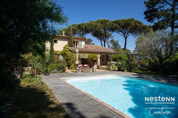 Saint-Tropez - Villa provencale de prestige a 150 m de la plage - Vente en viager occupe (sans rente)
