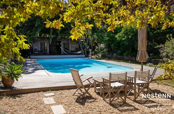 Saint-Tropez - Villa provencale de prestige a 150 m de la plage - Vente en viager occupe (sans rente)