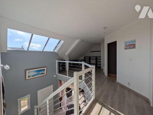 TRENTE CINQ NOTAIRES - Quartier du Vert Buisson - Idéale pour les grandes familles - cette spac...