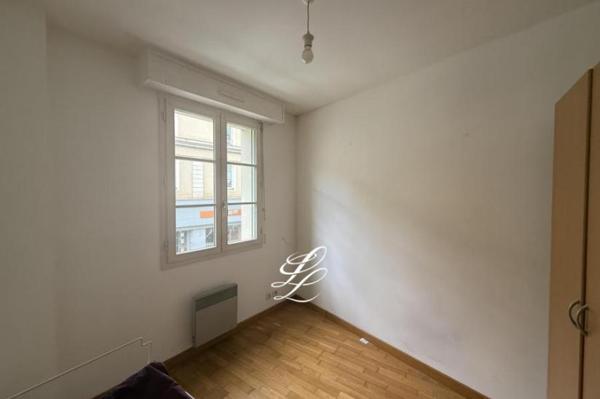 Location - Appartement 2 pièces 31 m 2 SABLE SUR SARTHE (72300)