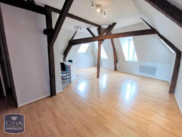 Appartement à louer 2 pièces 45.63m² Laon (02000)