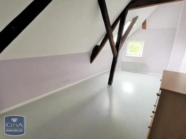 Appartement à louer 2 pièces 45.63m² Laon (02000)