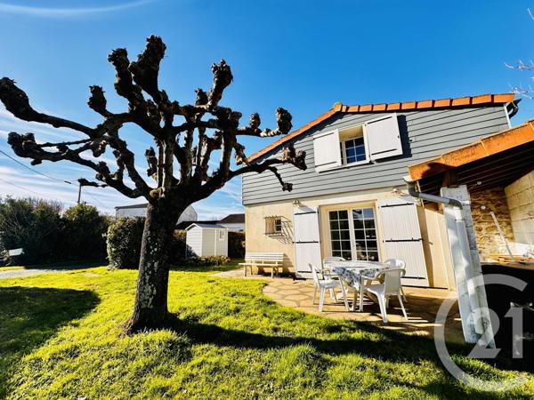 Maison à vendre  4 pièces - 88 m2 FOURAS - 17