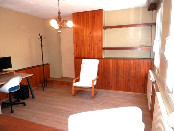 MAISON en centre ville avec Garage, Jardin et Dépendances