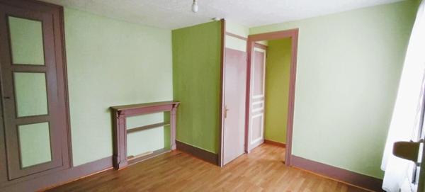 MAISON en centre ville avec Garage, Jardin et Dépendances