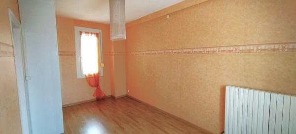 MAISON en centre ville avec Garage, Jardin et Dépendances