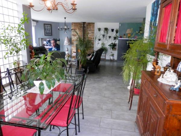 VILLA contemporaine à 25 mn d'AMIENS et de l'Hôpital (CHU)