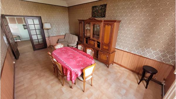 Plain-pied: 95m², cuisine, 2 ch, salle d’eau , garage / terrain 593 m²