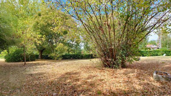 A vendre Maison à Nérac - 6 pièces avec terrain, piscine et garage