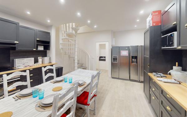 Appartement à louer    5 pièces •  Saint-Étienne