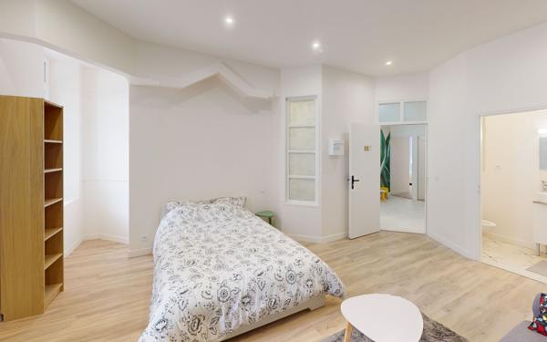 Appartement à louer    5 pièces •  Saint-Étienne