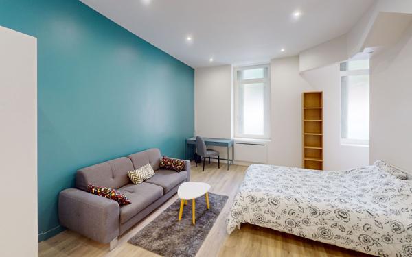 Appartement à louer    5 pièces •  Saint-Étienne