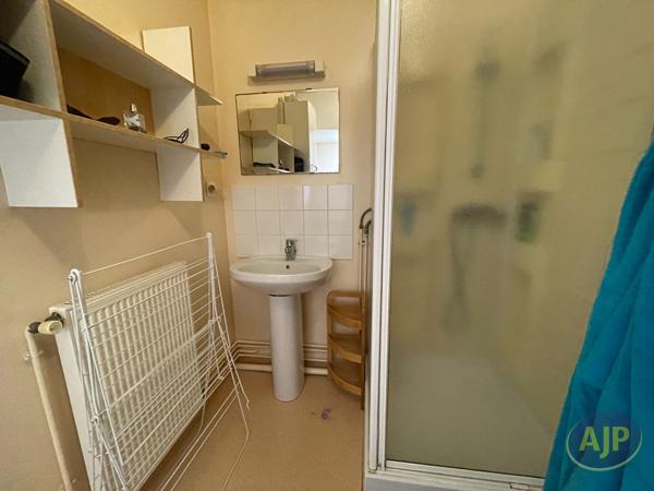 Appartement à vendre Saintes - 2 pièces, 39m² avec 1 chambre(s) à 83 900€ - AJP Immobilier Saintes