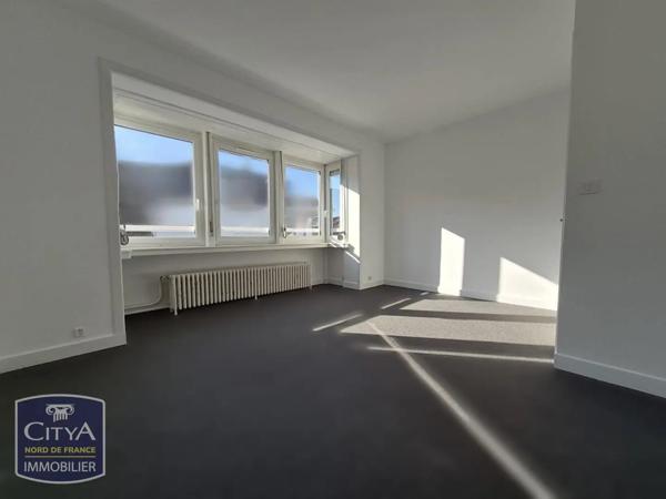 Maison à louer 4 pièces 112.8m² Longuenesse (62219)