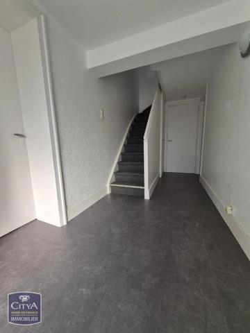 Maison à louer 4 pièces 112.8m² Longuenesse (62219)