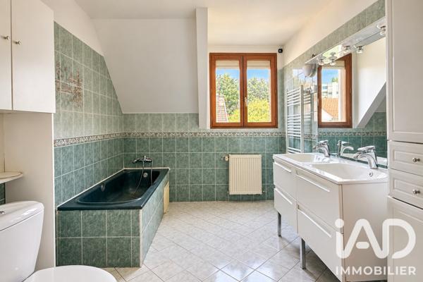 Maison à vendre 5 pièces 92,7 m² Viry-Châtillon
