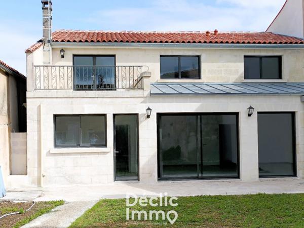 Vente maison Saint hilaire de villefranche, 190m² 6 pièces 306 800€ avec piscine