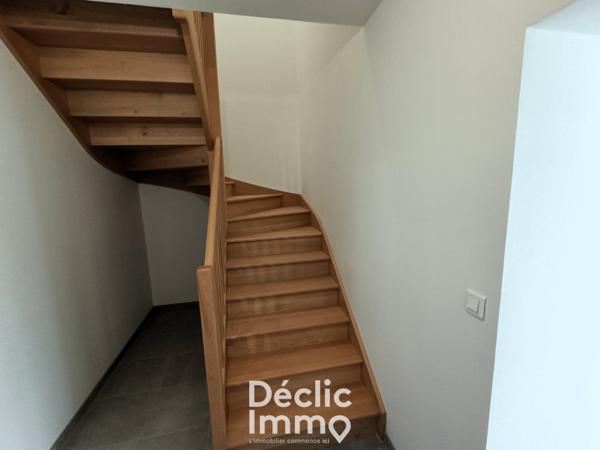 Vente maison Saint hilaire de villefranche, 190m² 6 pièces 306 800€ avec piscine