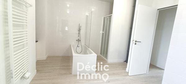 Vente maison Saint hilaire de villefranche, 190m² 6 pièces 306 800€ avec piscine