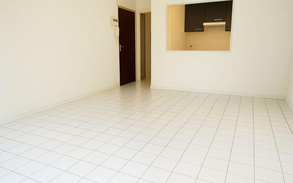 Appartement à louer    1 pièce •  Rocquencourt