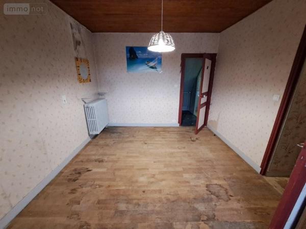 Maison à vendre à Pierrefort dans le Cantal (15230), ref : 044/1259