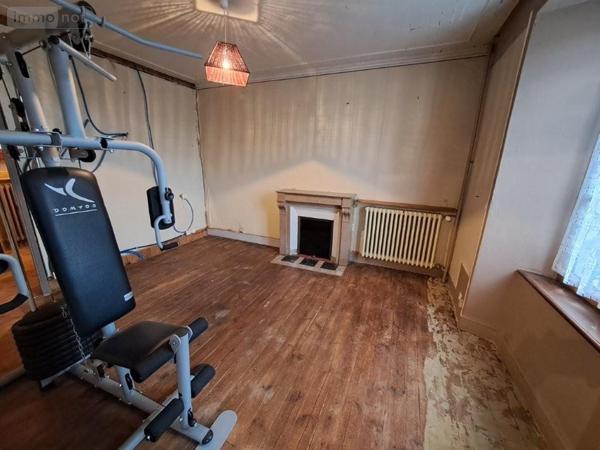 Maison à vendre à Pierrefort dans le Cantal (15230), ref : 044/1259