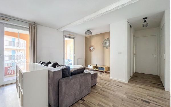 Appartement à vendre    2 pièces • 48,12 m2 Fréjus