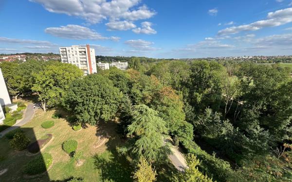 Appartement à louer    3 pièces • 83,50 m2 Chilly-Mazarin