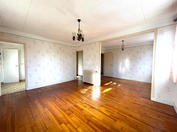 MAISON CONFLANS STE HONORINE - 5 PIÈCES - 75m² €320 000 ** - Référence 7176