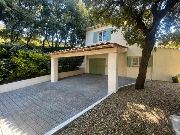 Maison 4/3 chs avec Garage et piscine au calme